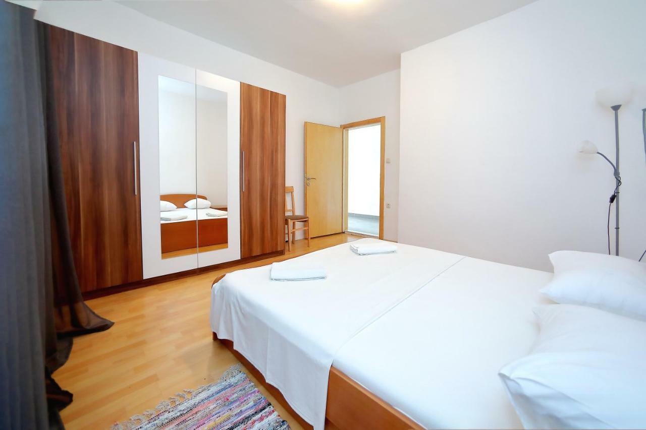 Holiday House Andrija 比比涅 外观 照片